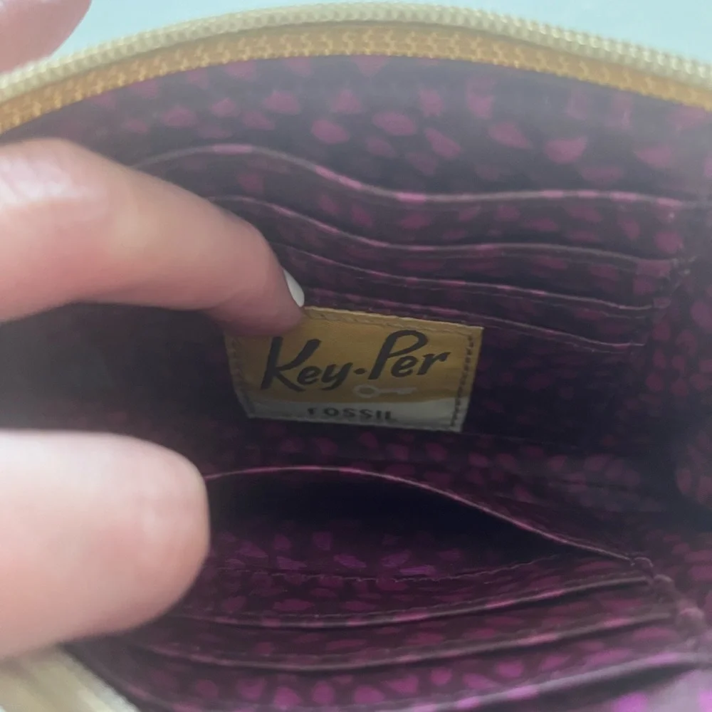 Fossil Key-Per Wristlet